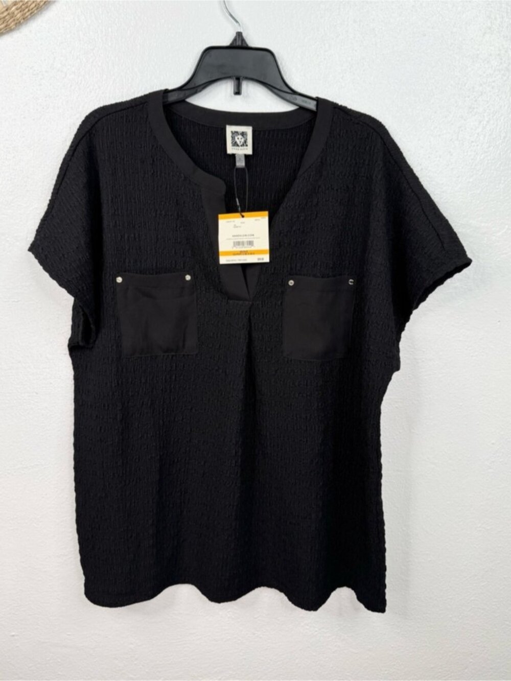 Anne Klein Blouse Womens Size S Black Textured Split V-Neck Short Sleeve Relaxed